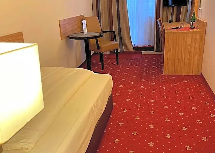 Harburger Hof Hotel 3*